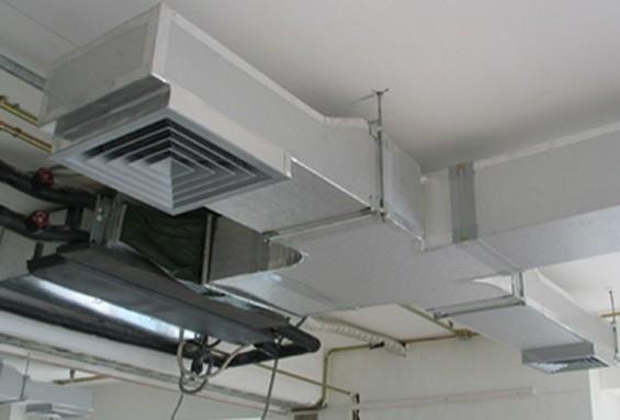 Pre-insulated duct installation at Saraya Tower 2B+42 with Commodore Contracting
